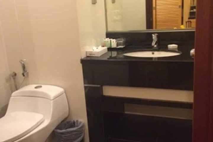Room 20 of 35