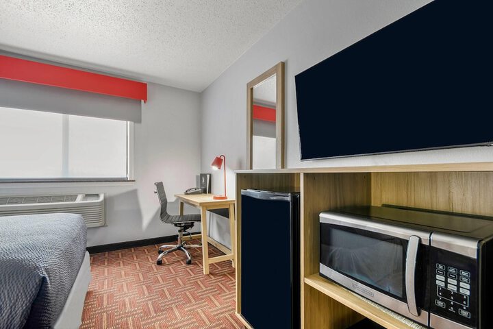 Room 14 of 56