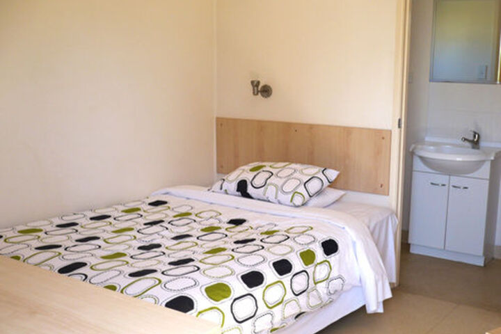 Room 13 of 17