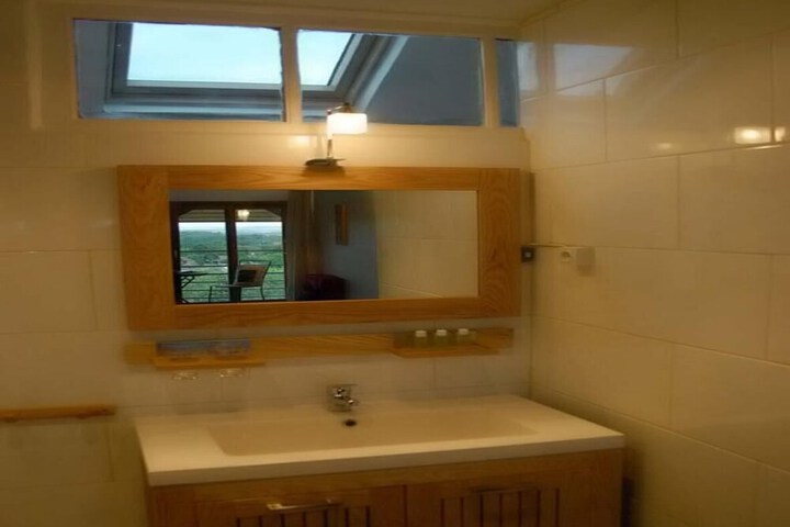 Room 20 of 31