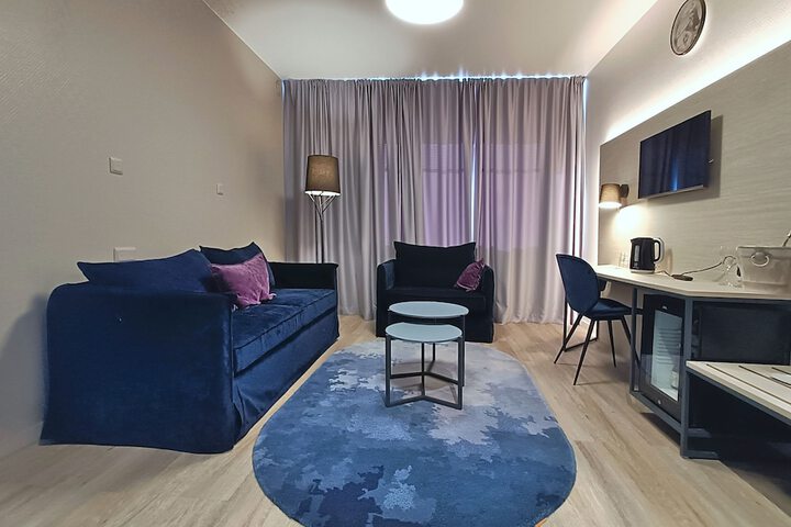 Room 17 of 48