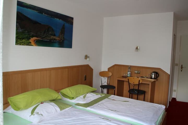 Room 5 of 46