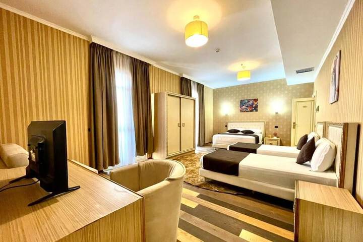 Room 18 of 62