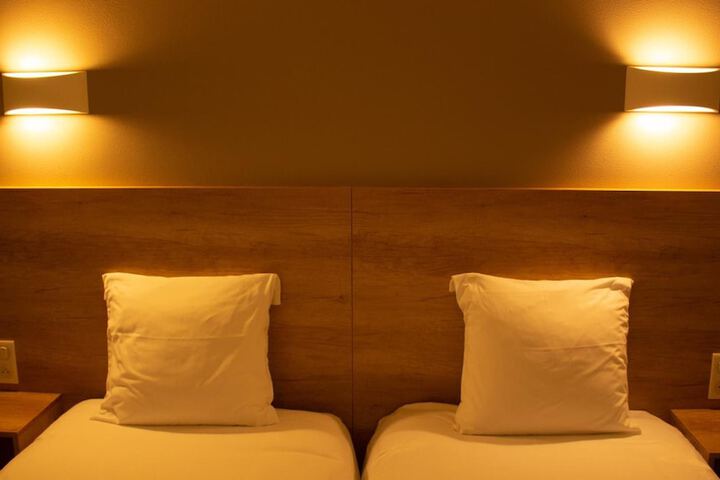 Room 8 of 21
