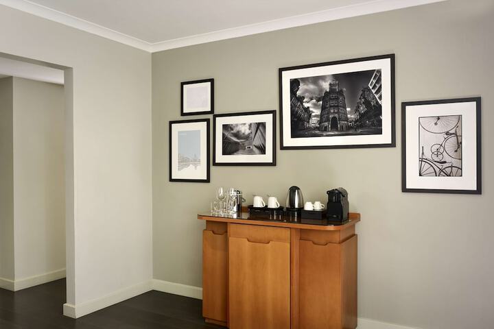 Room 11 of 62