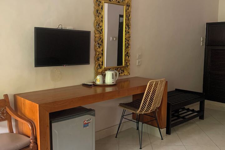 Room 28 of 125