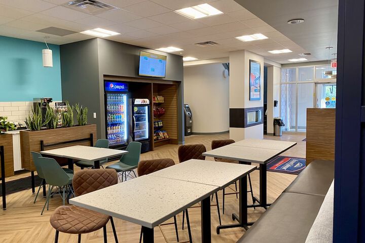 Breakfast area