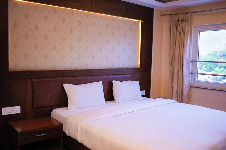 Room 29 of 80