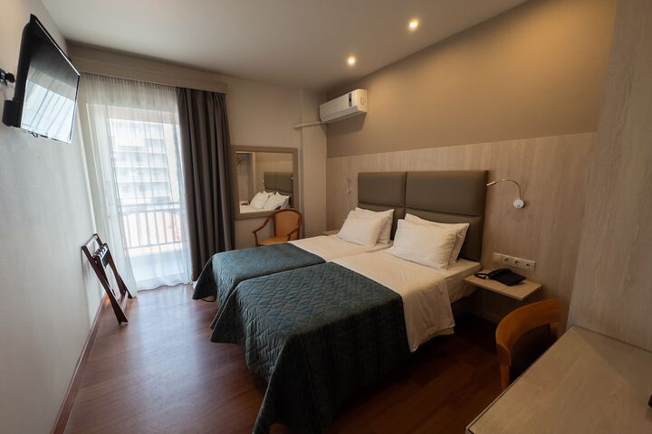 Room 14 of 59