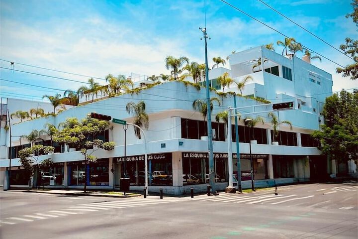 Exterior of La casa de las palmeras