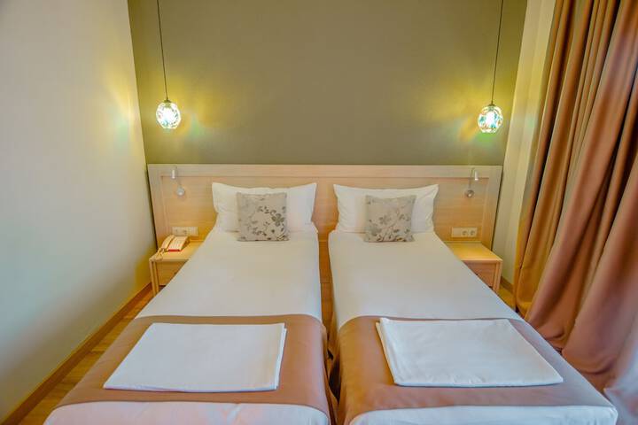 Room 26 of 113