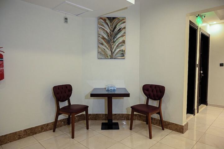 Room 11 of 37