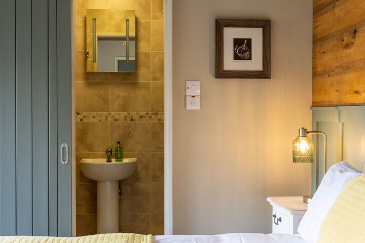 Room 45 of 63