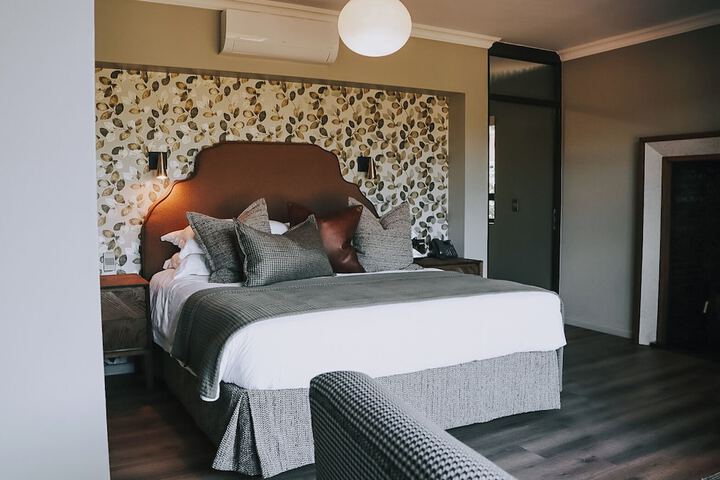 Room 55 of 89