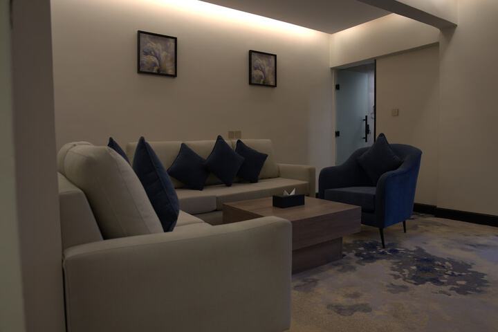 Room 22 of 47