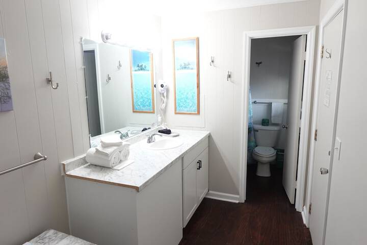 Room 214 of 282