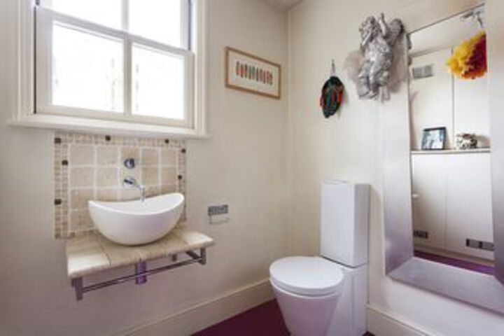 Room 3 of 25