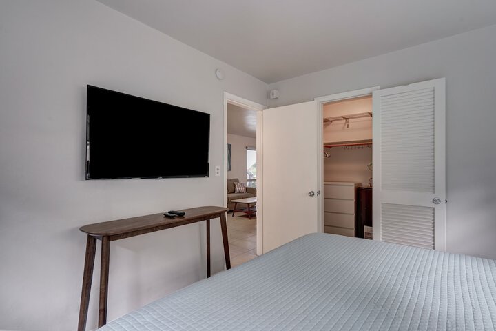 1 Bedroom Deluxe Apartment King Bed Sofa Kitchen Accessible (11 of 42)