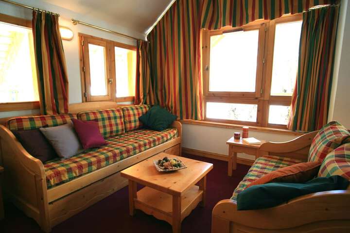 Room 15 of 28
