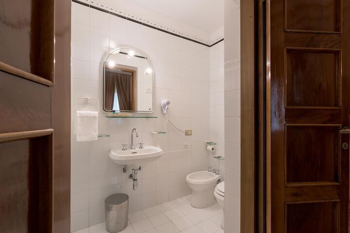 Clean Restrooms