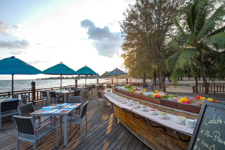 Dining Photos