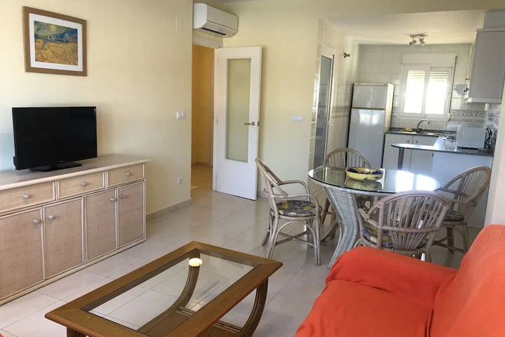 Room 4 of 20