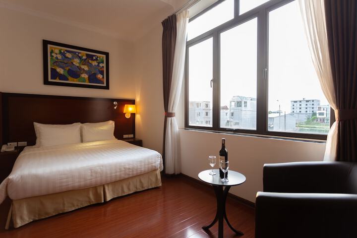 Room 16 of 49