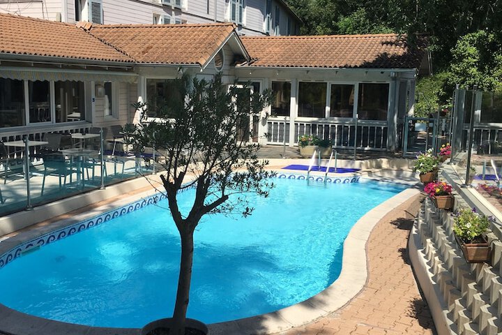Terrace/Patio 59 of 61