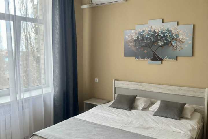 104 ROOMS HOTEL