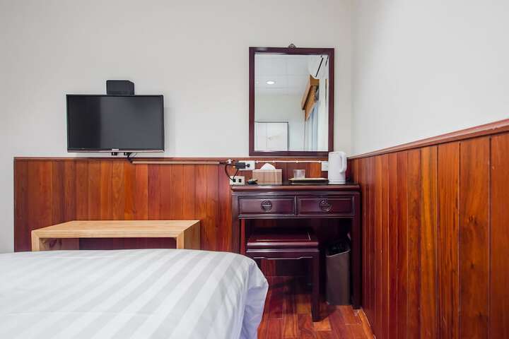 Room 29 of 97