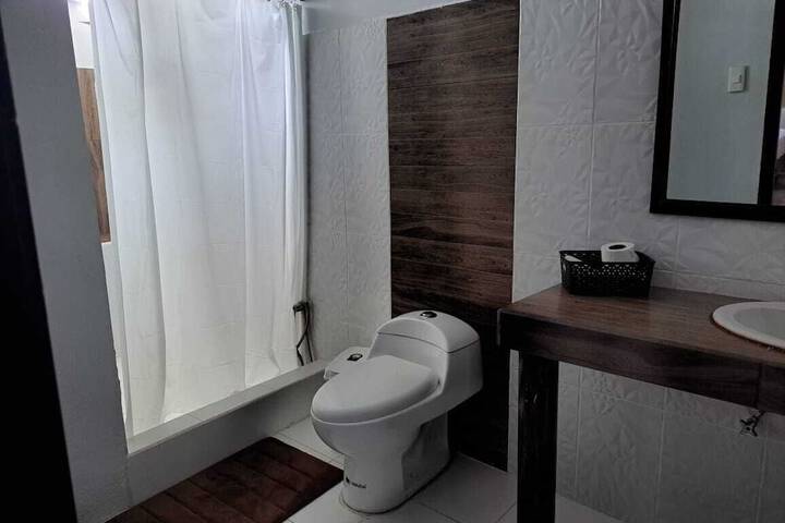 Room 28 of 36