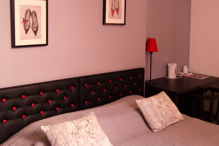 Room 4 of 57