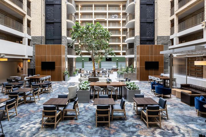 Guest Lobby