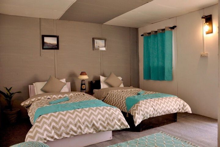 Room 3 of 20