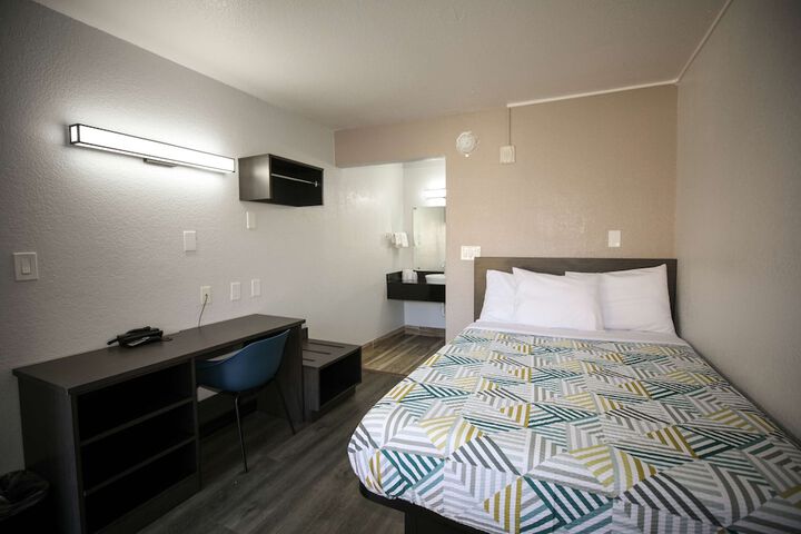 Deluxe Double Room (17 of 22)