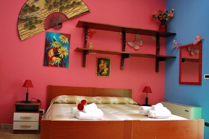 Room 32 of 39