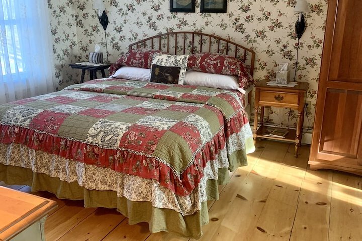 Room 10 of 73