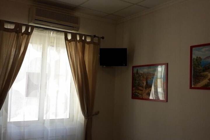 Room 21 of 62