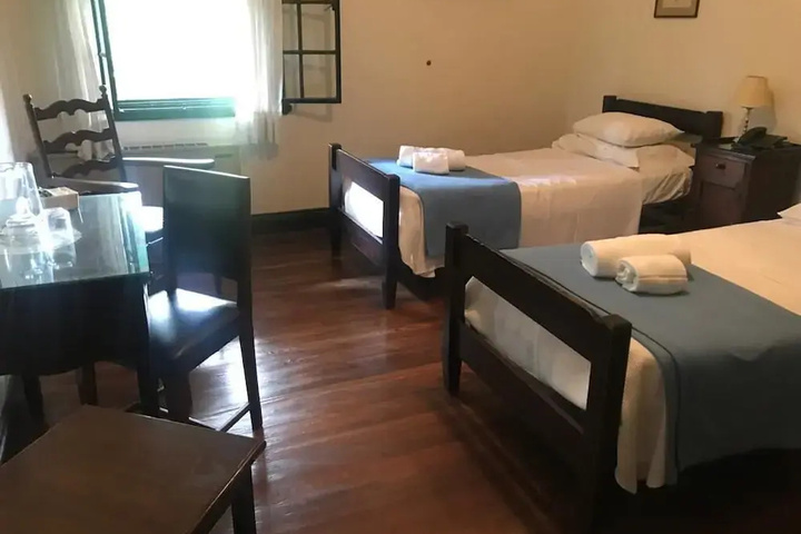 Room 4 of 19