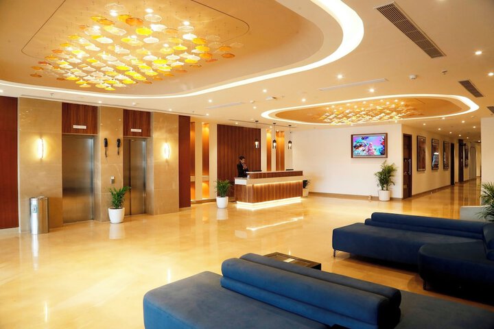 Hotel Interior 4 of 47