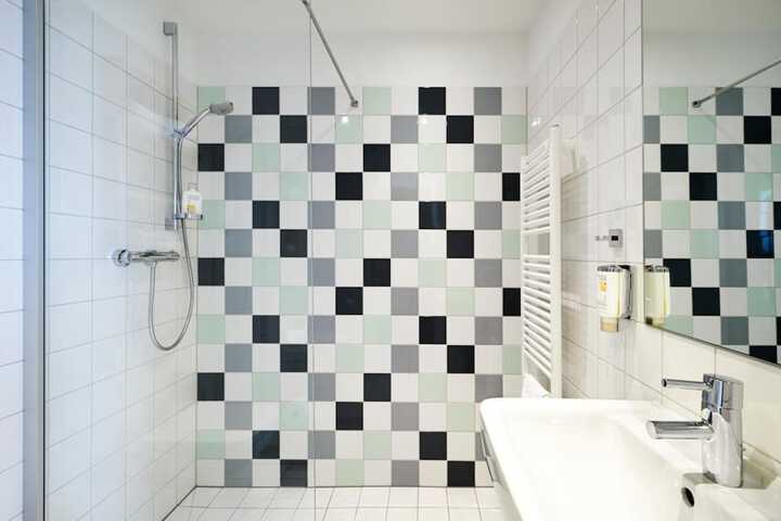 Bath Photo
