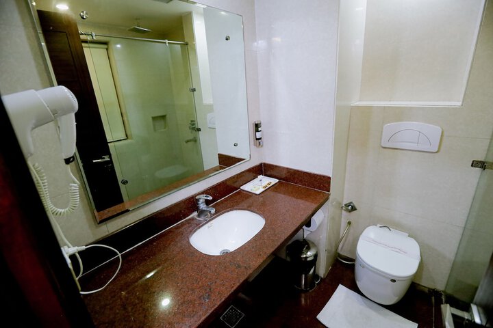 Room 219 of 288