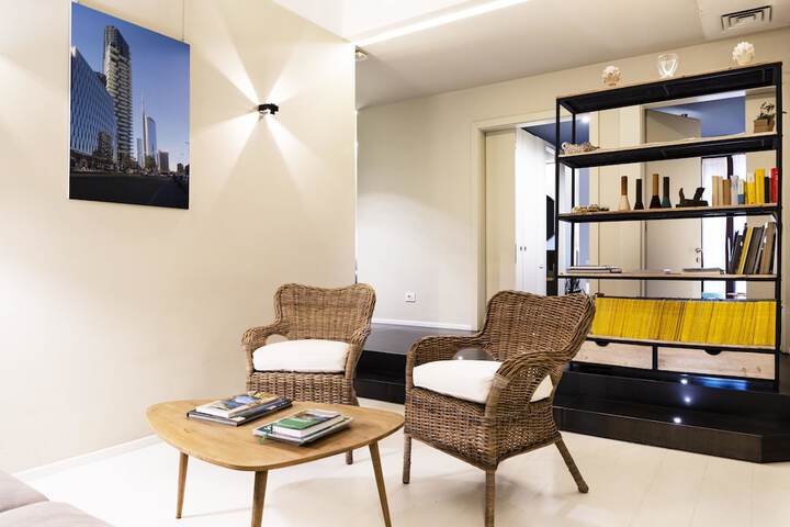 Guest Lobby
