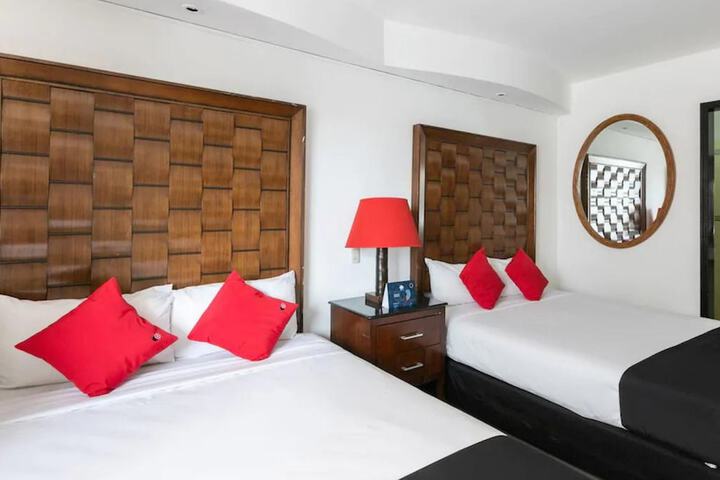 Room 9 of 30