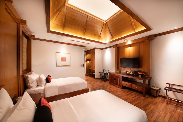 Room 15 of 112