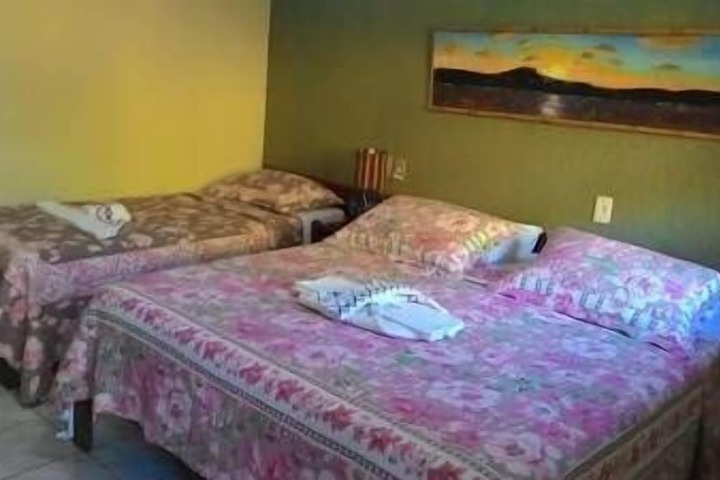 Room 7 of 37