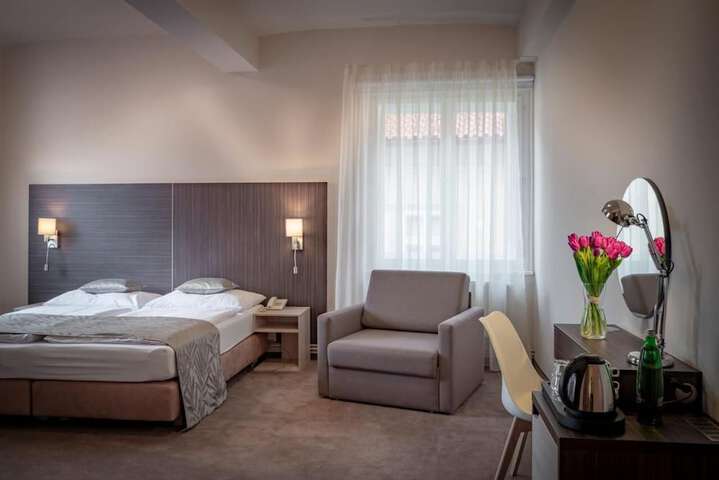 Room 36 of 70