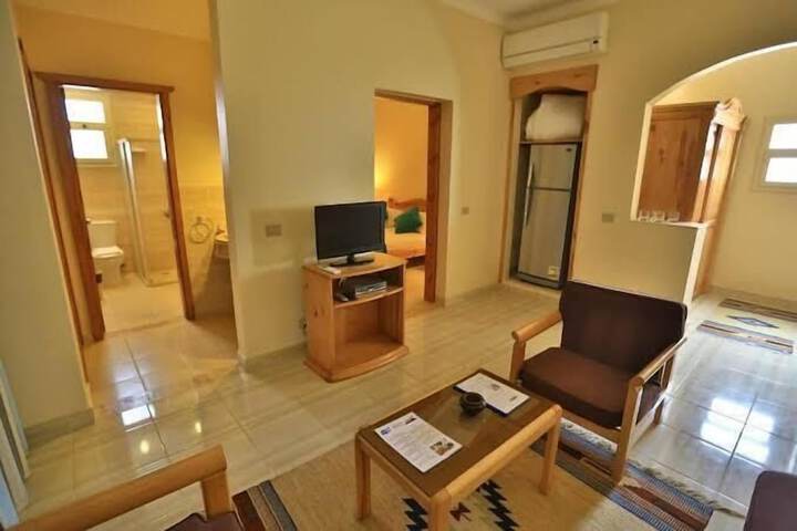 Room 14 of 32