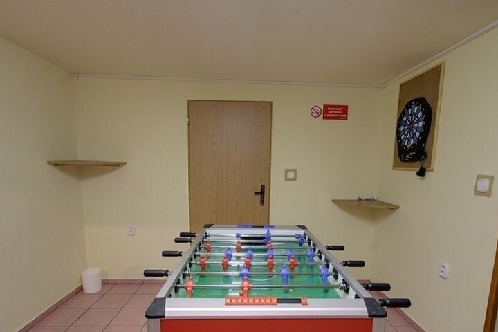 Room 14 of 32