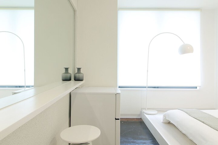 Room 54 of 219